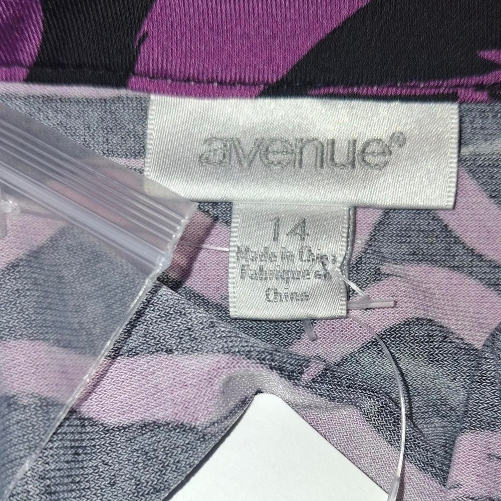 Black and Pink abstract print blouse - Picture 6 of 7